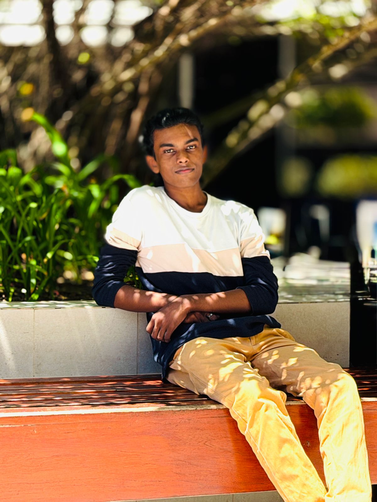 Portrait of Ravindu Ochan